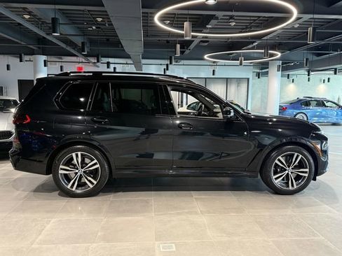 Used 2026 BMW X7 xDrive40i w/ M Sport Package image 4