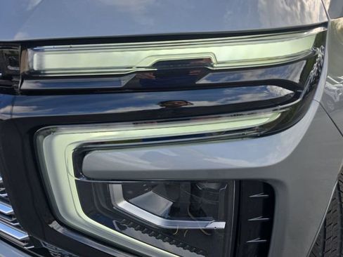 New 2026 Chevrolet Suburban High Country w/ LPO, Illumination Package AWD/4WD image 33