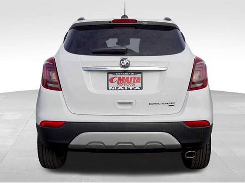 Used 2021 Buick Encore Preferred AWD/4WD image 4