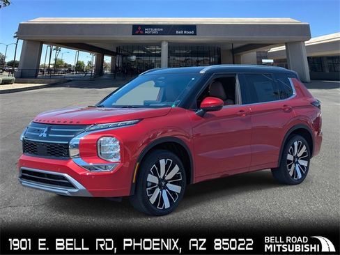 New 2025 Mitsubishi Outlander SEL image 1