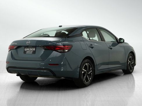 Used 2024 Nissan Sentra SV image 5