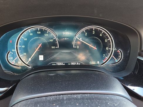 Used 2018 BMW 530i image 32