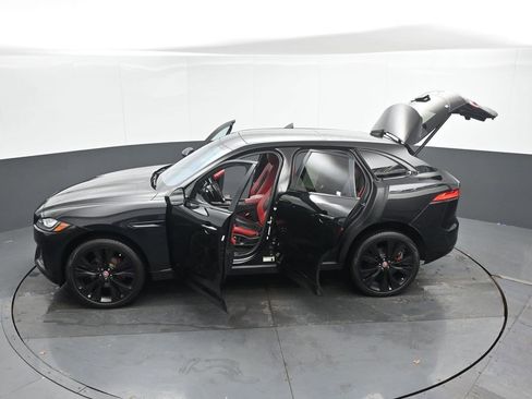 Used 2020 Jaguar F-PACE S image 50
