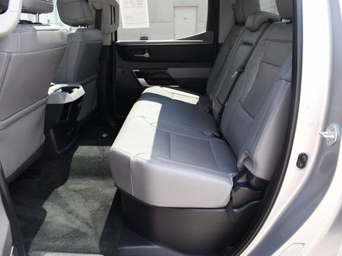 Used 2024 Toyota Tundra Limited AWD/4WD image 23
