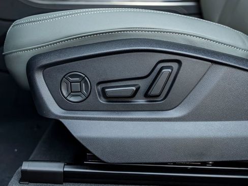 New 2026 Audi Q7 3.0T Premium Plus AWD/4WD image 16