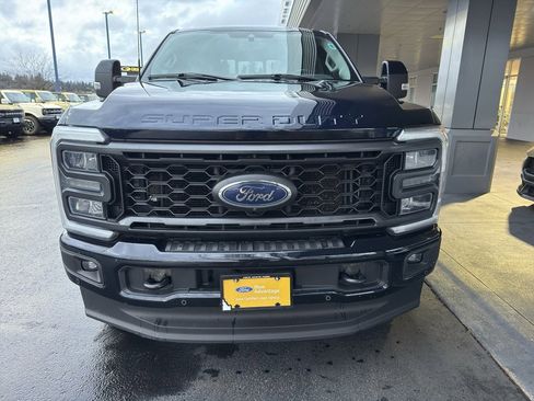 Used 2023 Ford F350 Lariat w/ Lariat Ultimate Package image 2