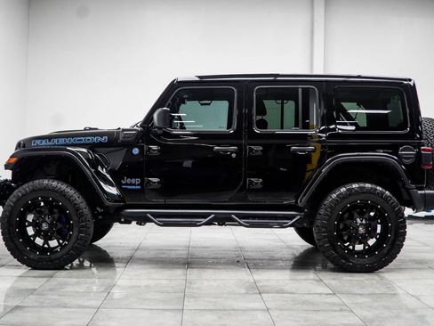 Used 2022 Jeep Wrangler Unlimited Rubicon 4xe w/ Steel Bumper Group AWD/4WD image 10
