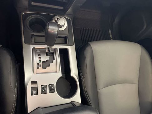 Used 2018 Toyota 4Runner SR5 Premium AWD/4WD image 20