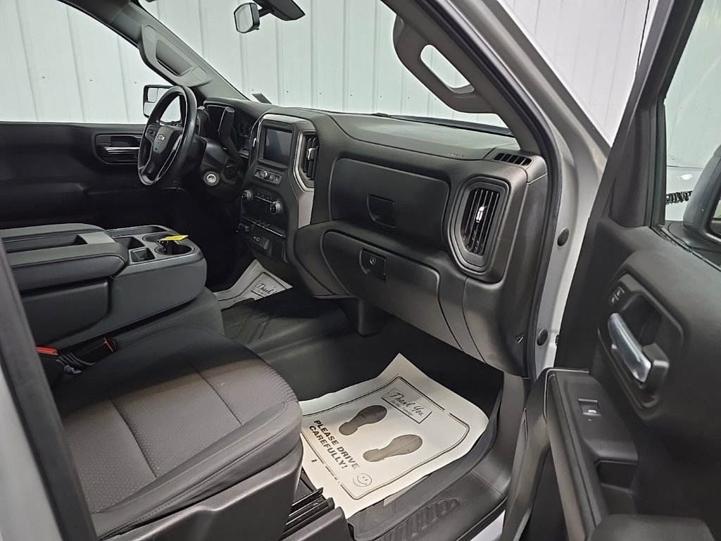 Used 2021 Chevrolet Silverado 1500 Custom w/ LPO, Dark Essentials Package AWD/4WD image 15