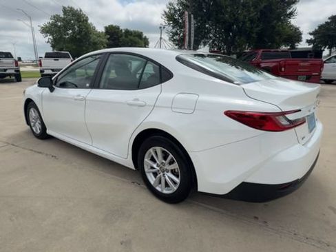 Used 2026 Toyota Camry LE FWD image 6