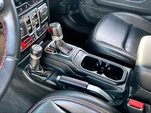 Used 2021 Jeep Gladiator Rubicon image 14