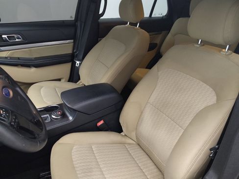 Used 2016 Ford Explorer 4WD image 17