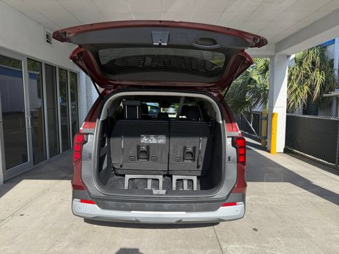 Used 2026 Kia Carnival FWD image 34