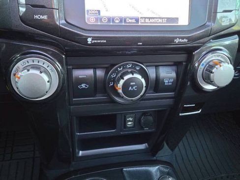 Used 2015 Toyota 4Runner Trail Premium AWD/4WD image 22