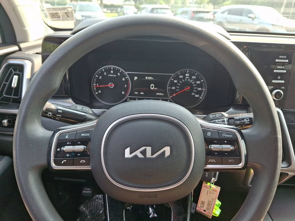 Used 2023 Kia Sorento LX AWD/4WD image 19