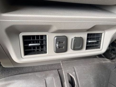 Used 2022 Chevrolet Silverado 1500 LT image 14