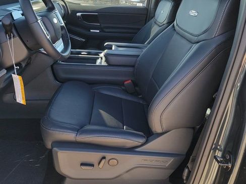 New 2026 Ford Expedition Platinum w/ Stealth Performance Package image 6