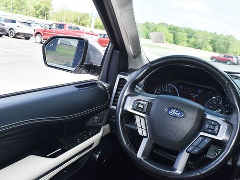 Used 2020 Ford Expedition Max Platinum AWD/4WD image 22