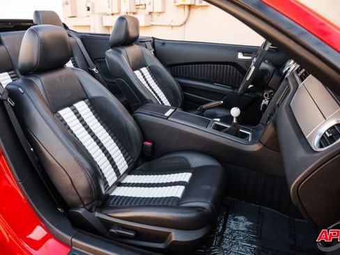 Used 2011 Ford Mustang Shelby GT500 w/ SVT Performance Pkg image 72