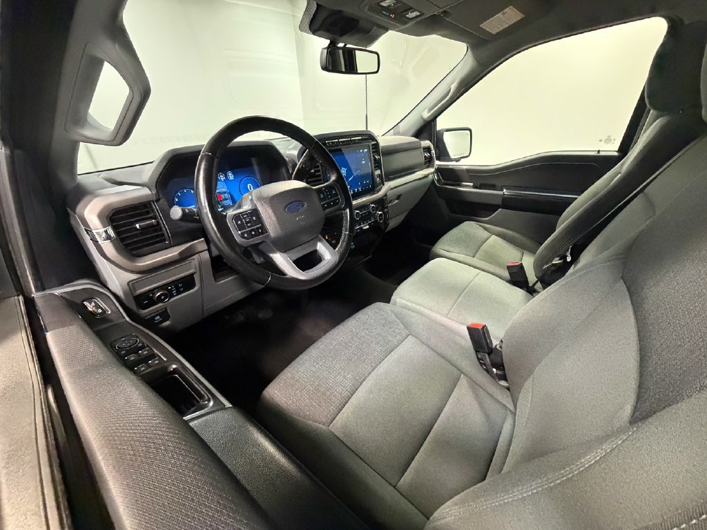 Used 2024 Ford F150 XLT AWD/4WD image 2