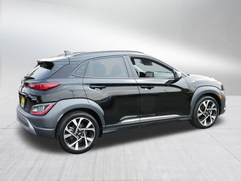 Used 2023 Hyundai Kona Limited image 7
