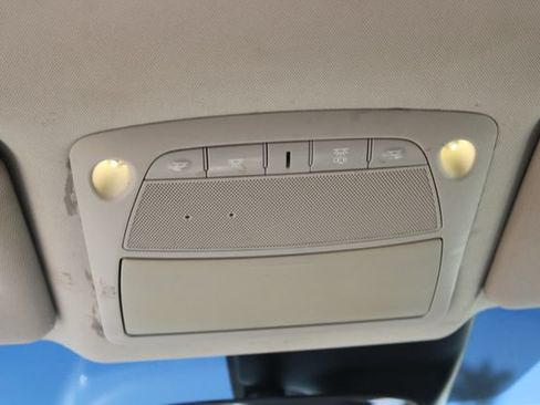 Used 2019 Nissan Rogue SV FWD image 19