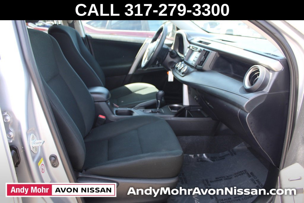 Used 2016 Toyota RAV4 LE AWD/4WD image 19