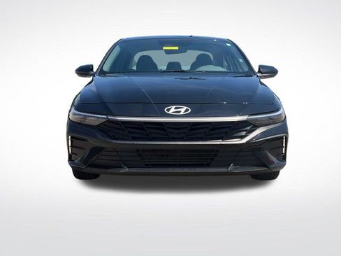 Used 2024 Hyundai Elantra SEL FWD image 25