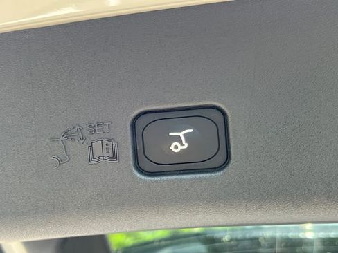 New 2026 Lincoln Nautilus Reserve image 16