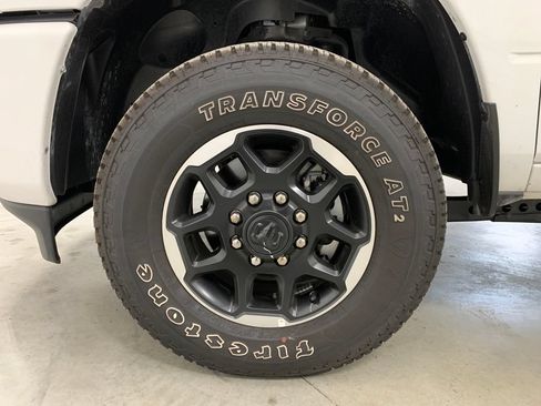 Used 2026 RAM 2500 Laramie AWD/4WD image 19
