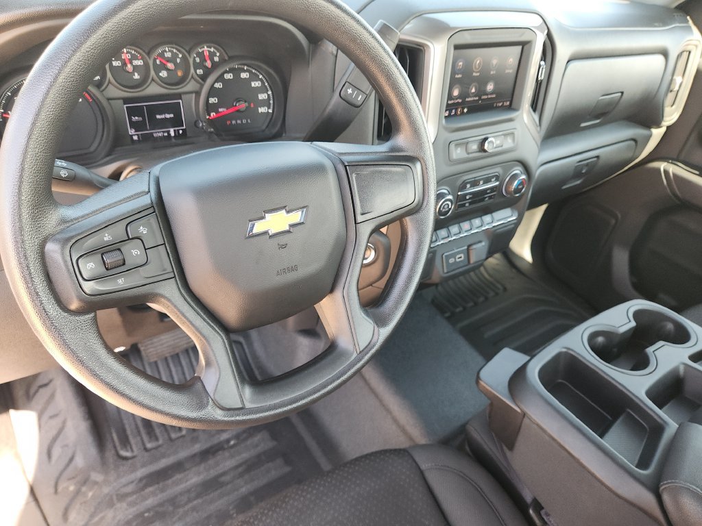 Used 2025 Chevrolet Silverado 1500 W/T RWD image 6