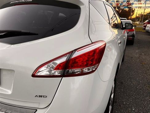 Used 2011 Nissan Murano S AWD/4WD image 34