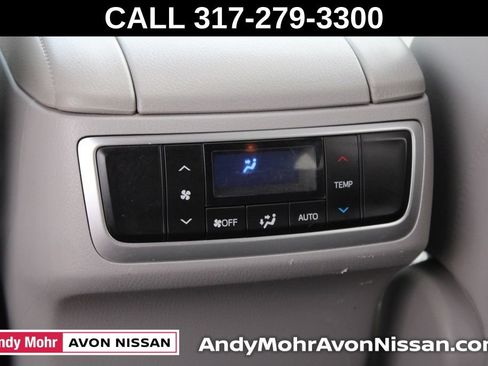 Used 2014 Toyota Highlander Limited AWD/4WD image 31