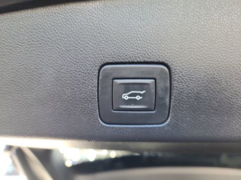 Used 2023 Buick Encore GX Essence w/ Experience Buick Package image 31