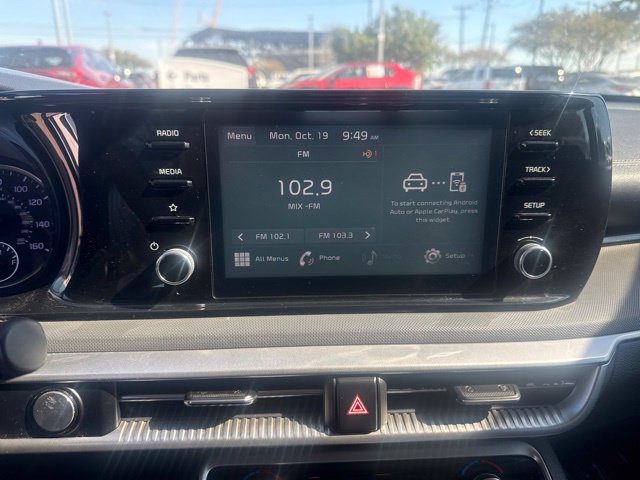 Used 2022 Kia K5 LXS FWD image 9