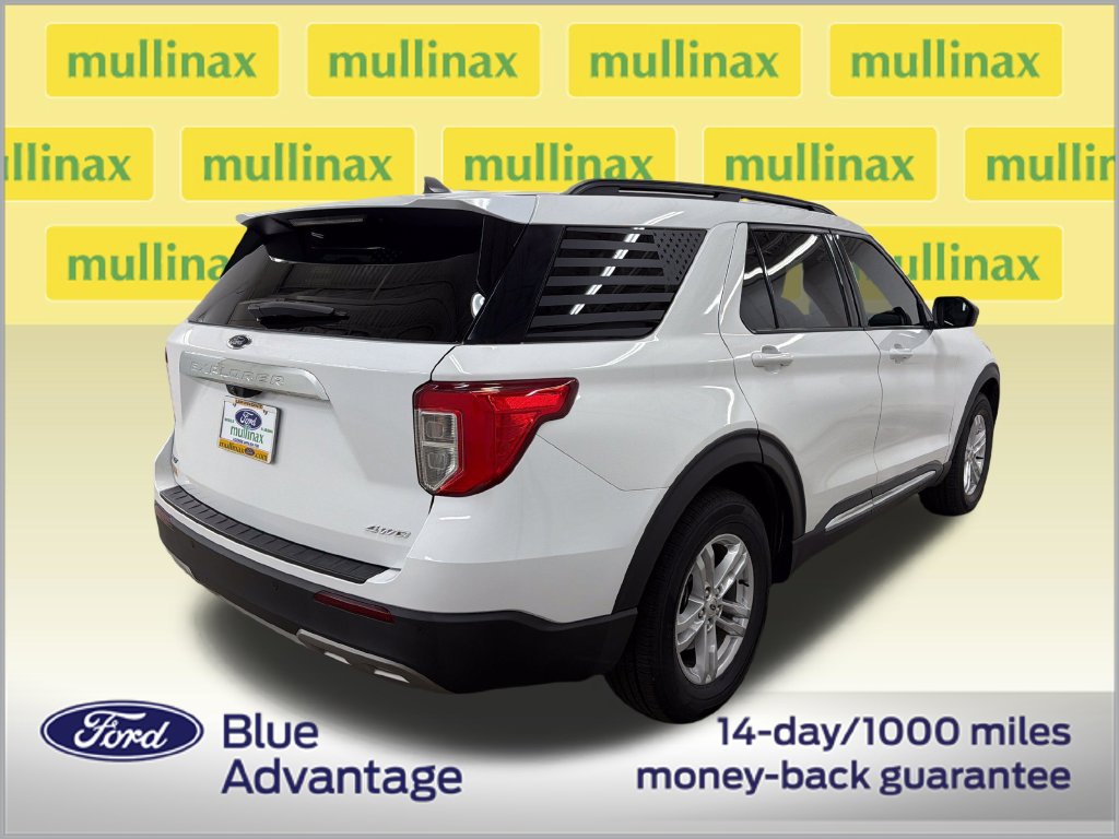 Certified 2023 Ford Explorer XLT w/ Equipment Group 202A AWD/4WD image 3