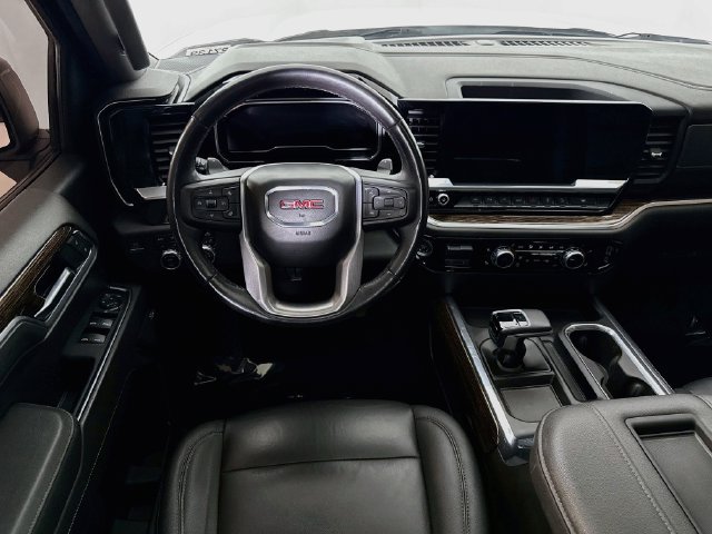 Used 2022 GMC Sierra 1500 Elevation w/ Elevation Premium Package AWD/4WD image 24