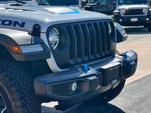 Used 2022 Jeep Wrangler Unlimited Rubicon 4xe w/ Cold Weather Group image 9