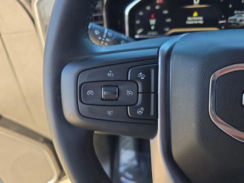 Used 2024 GMC Sierra 1500 Elevation w/ LPO, Elevation Black Package image 19