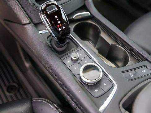 Certified 2023 Cadillac XT6 Sport w/ Technology Package image 21