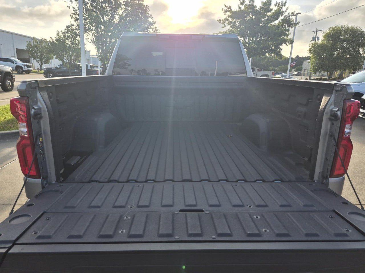 Certified 2026 Chevrolet Silverado 1500 RST AWD/4WD image 11