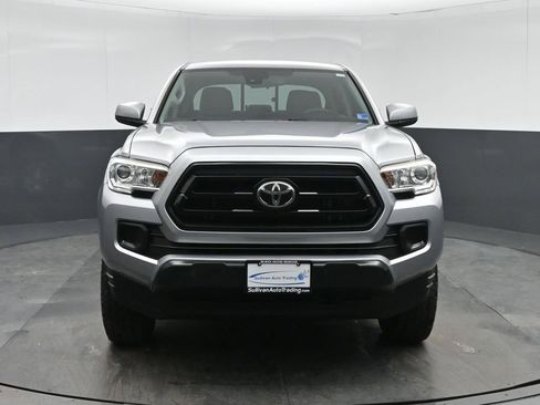 Used 2020 Toyota Tacoma SR w/ SR Convenience Package RWD image 2