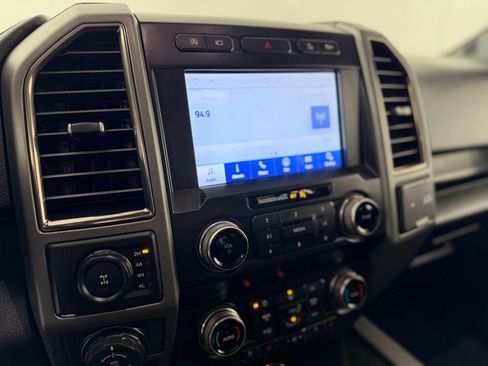 Used 2019 Ford F150 Raptor w/ Equipment Group 802A Luxury image 20