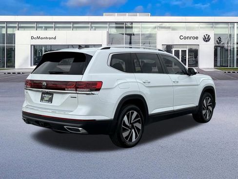 Used 2024 Volkswagen Atlas SEL AWD/4WD image 5