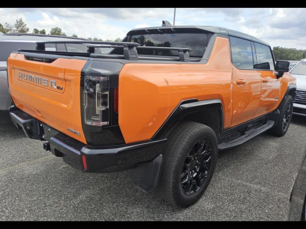 Used 2024 GMC Hummer EV 2X w/ LPO, Illumination Package AWD/4WD image 8