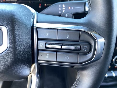 Used 2025 GMC Terrain Elevation AWD/4WD image 27
