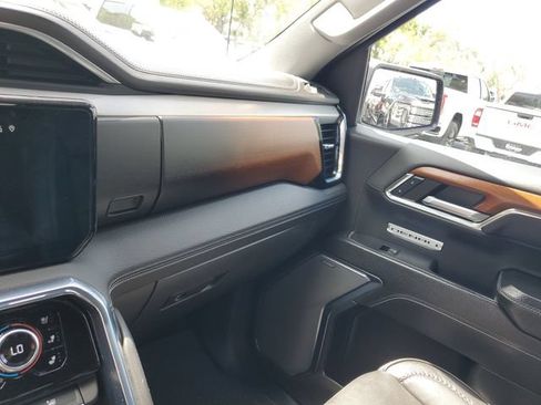 Used 2023 GMC Sierra 1500 Denali w/ Technology Package AWD/4WD image 26
