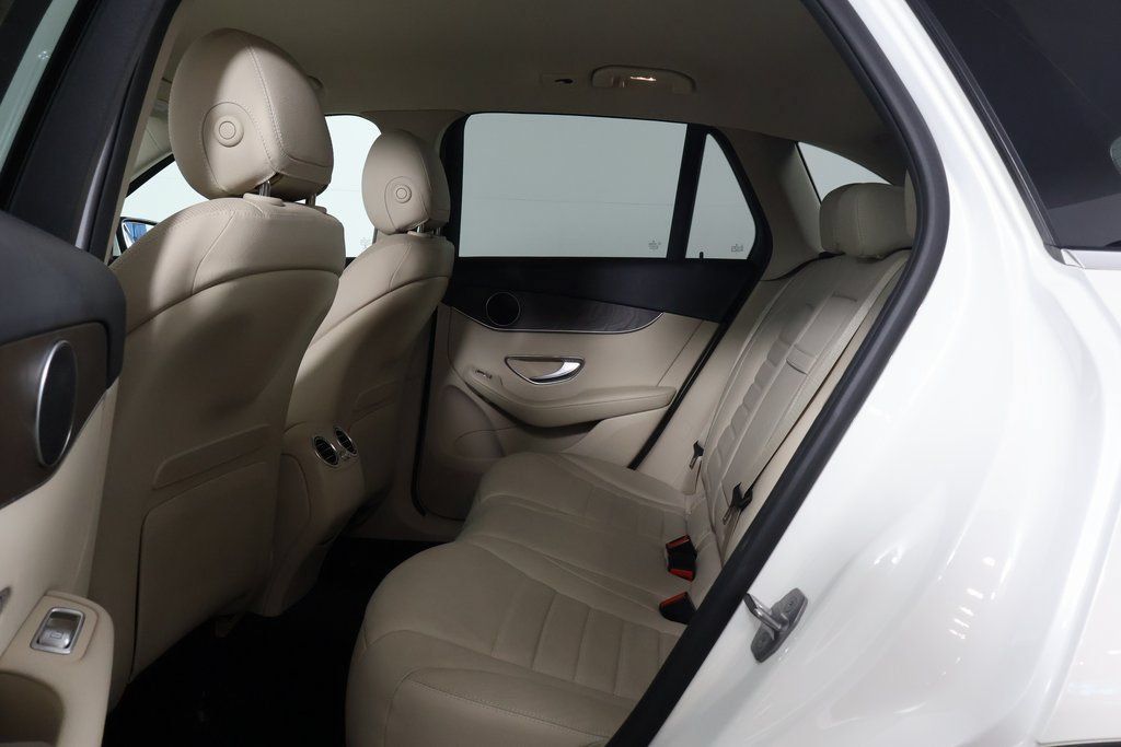 Used 2019 Mercedes-Benz GLC 300 image 11