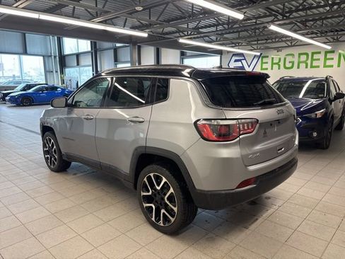 Used 2018 Jeep Compass Limited w/ Navigation Group image 4