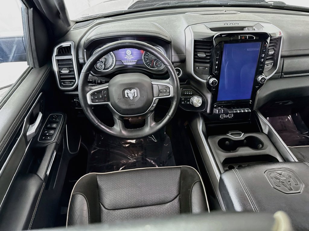 Used 2020 RAM 1500 Laramie w/ Sport Appearance Package AWD/4WD image 3